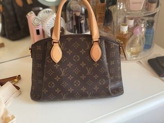 Bolso Louis Vuitton Rivoli MM Marrón