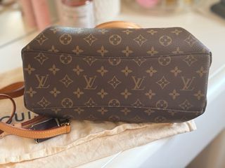 Bolso Louis Vuitton Rivoli MM Marrón