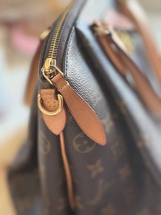 Bolso Louis Vuitton Rivoli MM Marrón