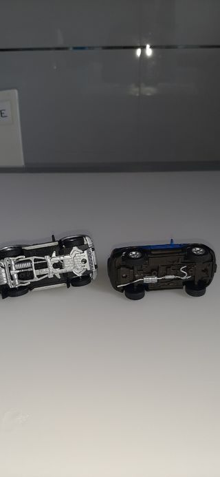 2 Coches Todoterreno: Mitsubishi escala 1/43