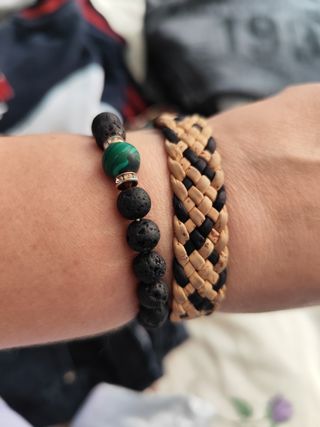 Collar rojo calaveras morado corazón zen ancla can