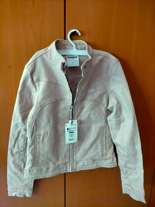 Cazadora Desigual beige talla S