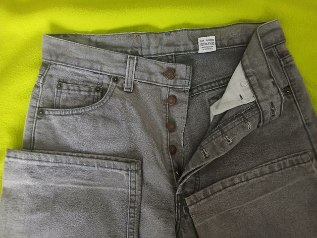 Calças Levis Cinza - W31L32