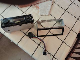 Radio coche JVC USB extraíble