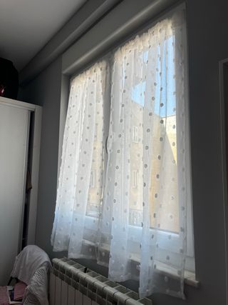 Cortinas blancas - topos - 2 uds.