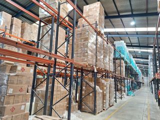 Bastidores y largueros metálicos