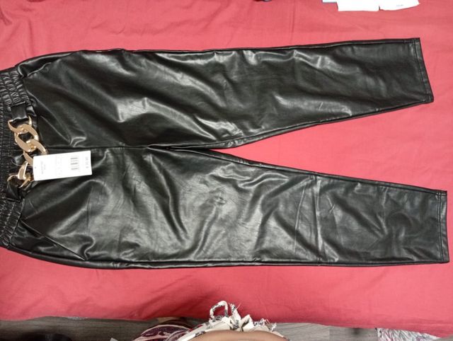 Pantalones cuero cadena - M