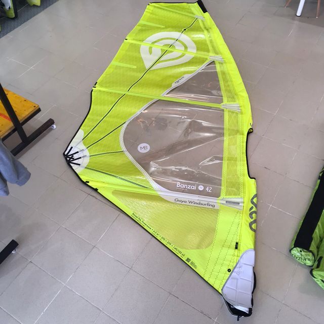 Vela Goya Banzai 4.2 - 2022