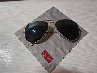 Ray-Ban Aviator: Gafas de sol doradas