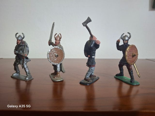 SOLDATI DI PLASTICA, VIKINGHI BMC COME NUOVI