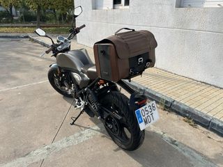 Moto Rieju Century 125cc color cobre