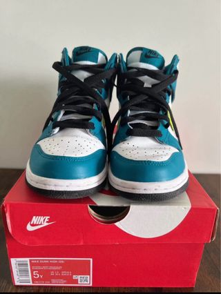 Nike Dunk High - Niño/a.
