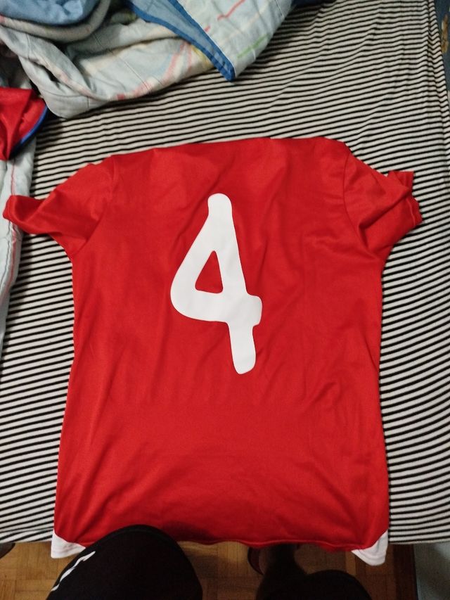 Camiseta Kipsta roja n°4 - M