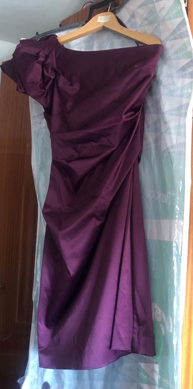 Vestido Studio Classics morado