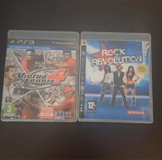 PS3 (PlayStation 3): 10 juegos + 2 micrófonos