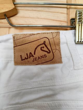 Mini Falda Vaquera Blanca