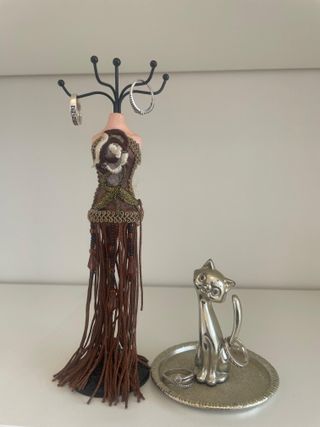 Porta-joyas maniquí y gato