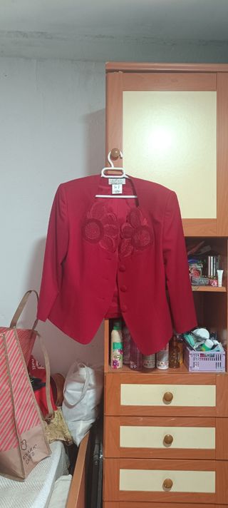 Chaqueta roja Alexis