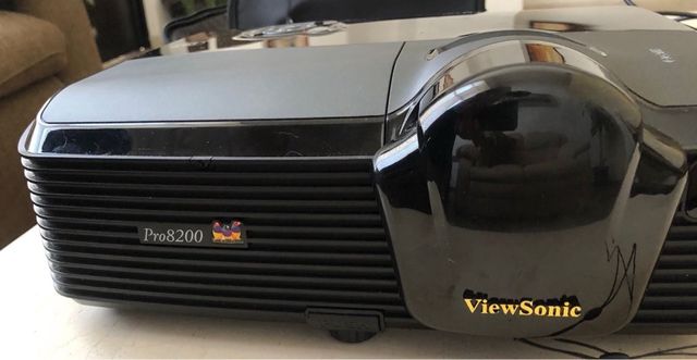 Proyector ViewSonic Pro8200