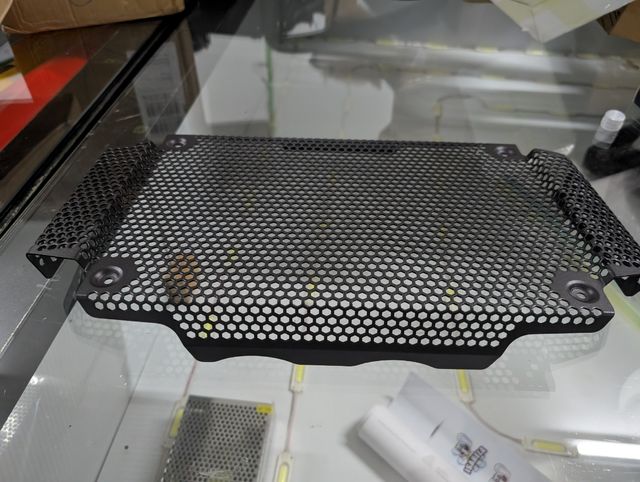 Parrilla radiador Ninja Z650RS 2021