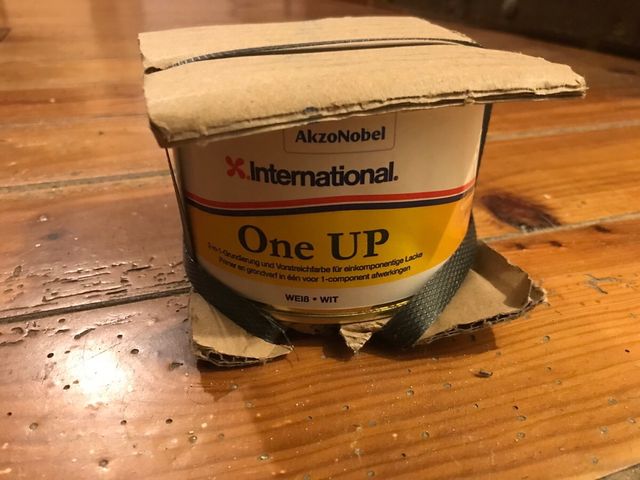 Pintura para casco o cubierta de velero. Azul.