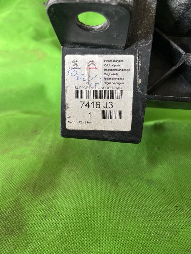 Soporte Paragolpes Partner/Berlingo 7416J3