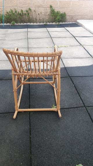 Mecedora mimbre infantil