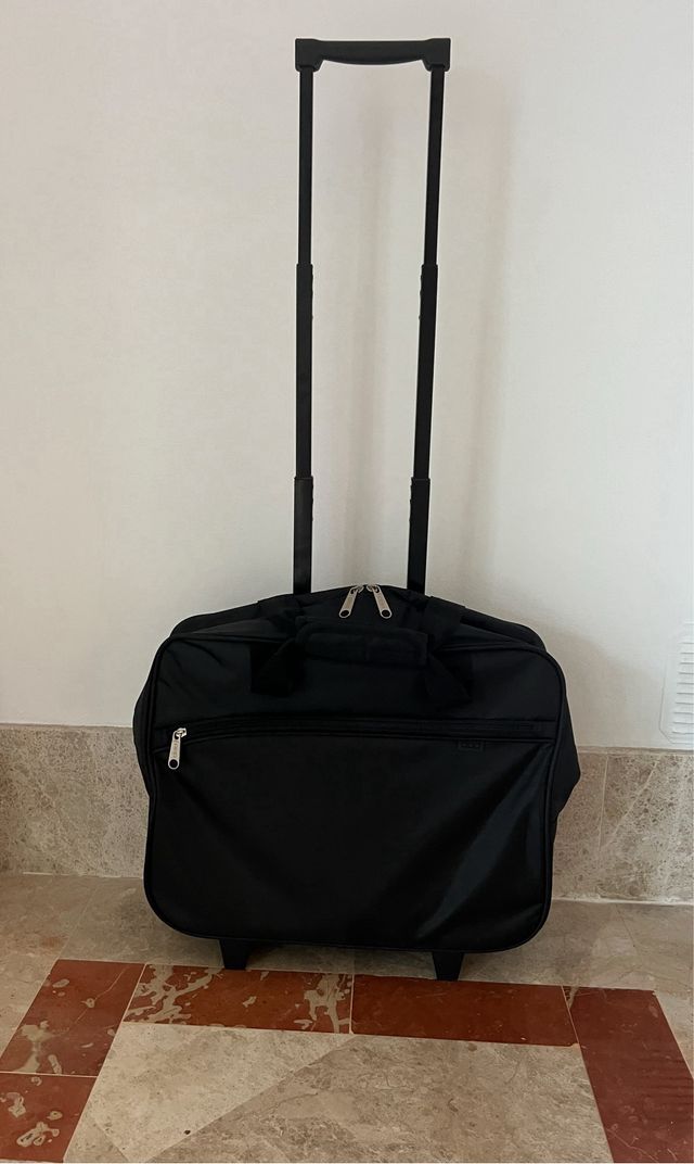 Maleta Misako negra con ruedas