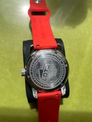 Reloj Lotus Retrogrado - Rojo y Plata