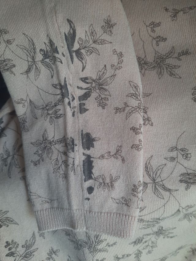 Rebeca rosa estampada, manga francesa