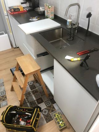 Fontanero 24h: 677133242