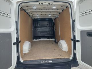 Volkswagen Crafter media techo bajo 2019