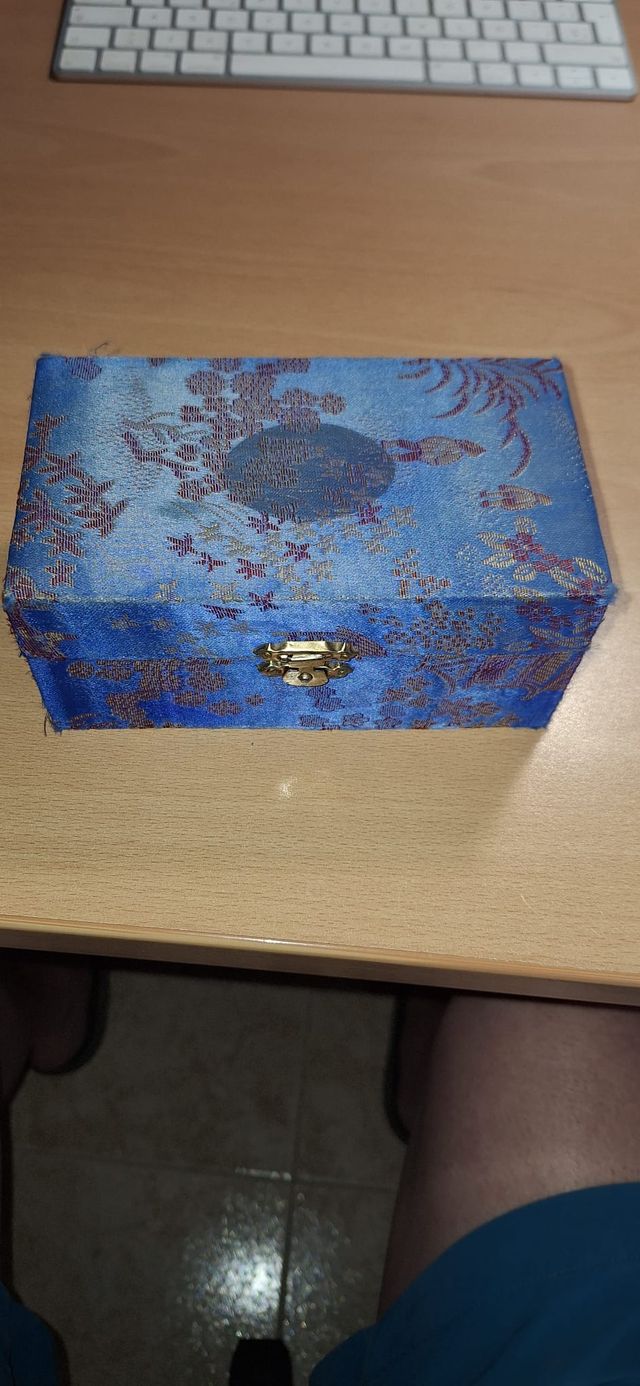 Bolas chinas de metal