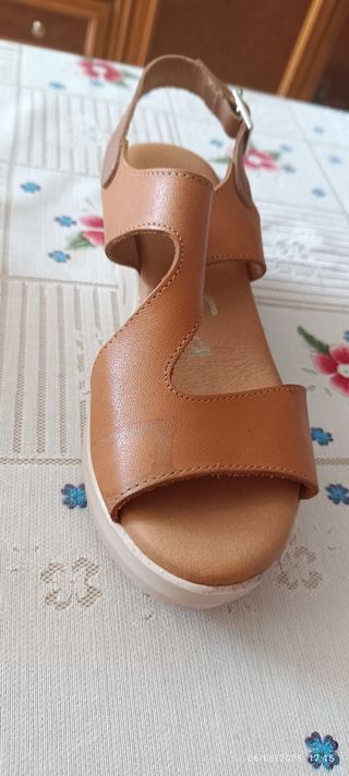 Sandalias Piel Marrón