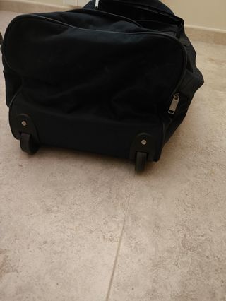 Maleta de viaje con ruedas