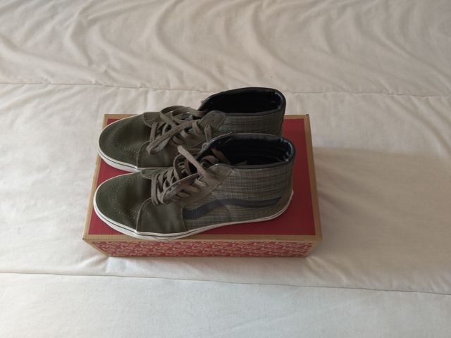 Vans - Verde Oliva - Talla 43