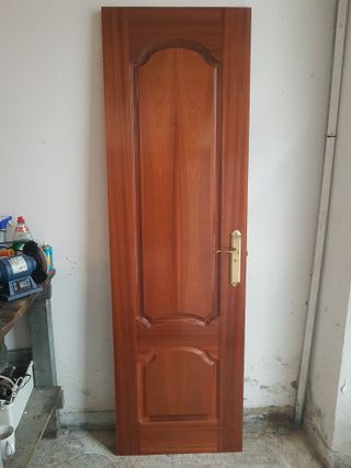 Puerta interior madera maciza