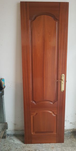 Puerta interior madera maciza dorada