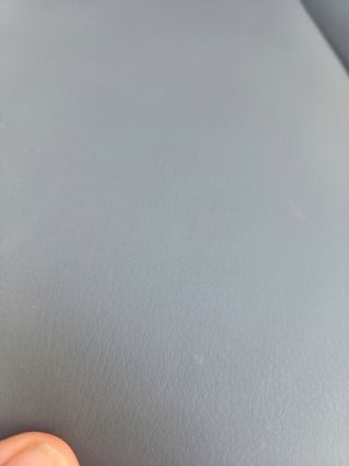 Silla gris moderna - piel sintética