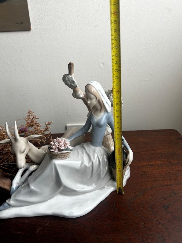 Figura porcelana Fontanellas pastoril