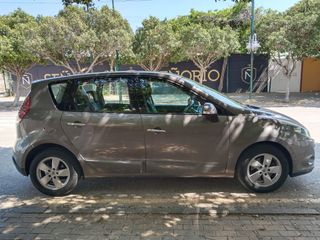 Renault Scenic 2010