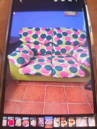 Sofá estampado lunares - Verde y Rosa