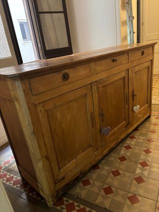 Aparador antiguo francés de madera maciza