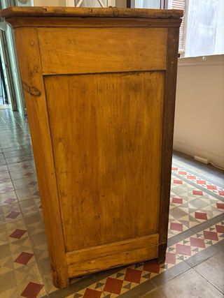 Aparador antiguo francés de madera maciza