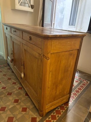Aparador antiguo francés de madera maciza