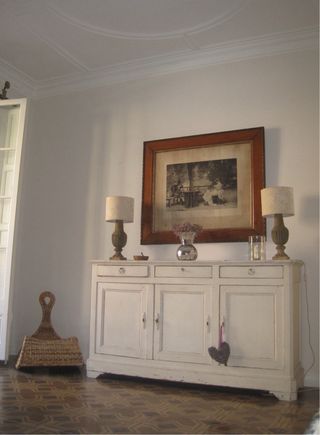 Aparador antiguo francés de madera maciza