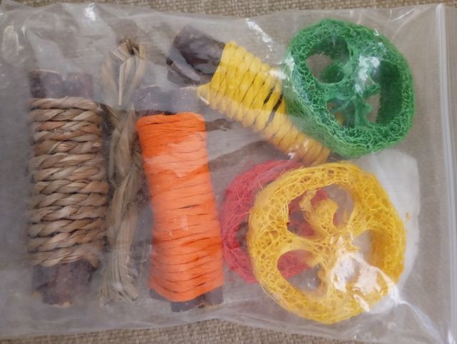 7 juguetes para cobayas. De materiales naturales.