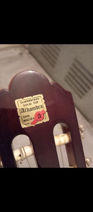 Guitarra ALHAMBRA Española MODELO 3C