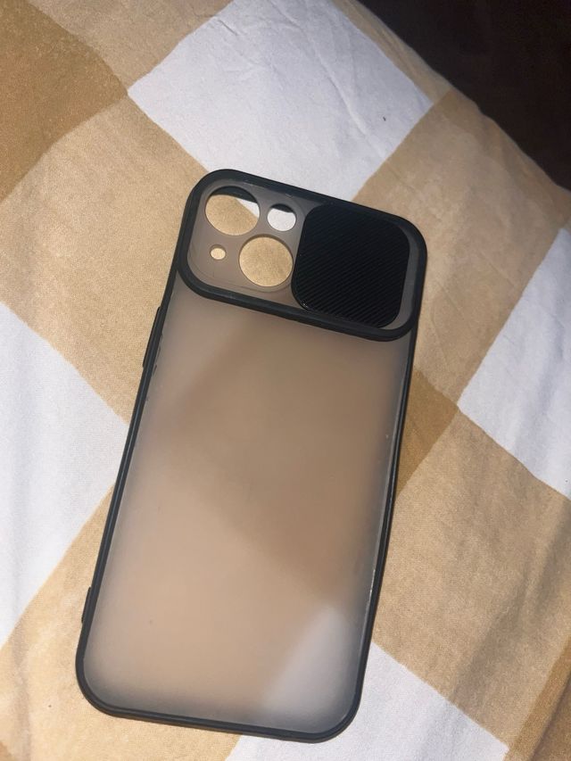 TODAS LAS FUNDAS iPhone 12/13 - 4 unidades