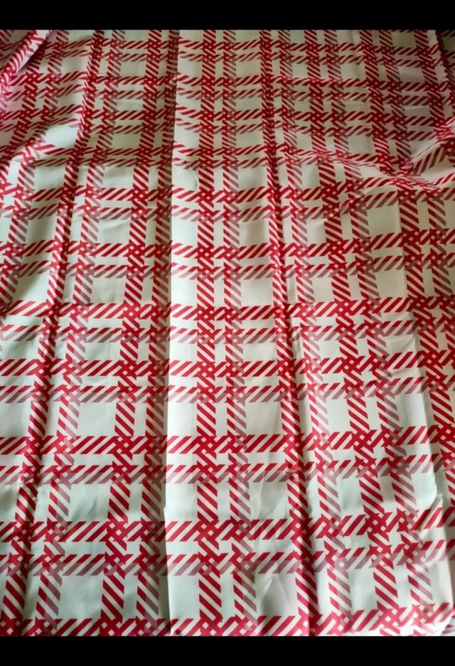 Tovaglia scozzese rossa e bianca